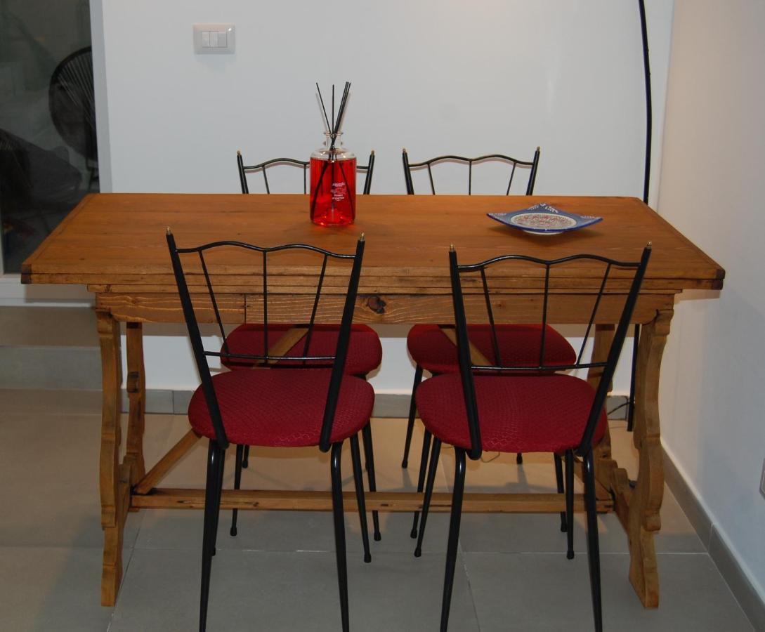 Amalo Guest House Bari Esterno foto