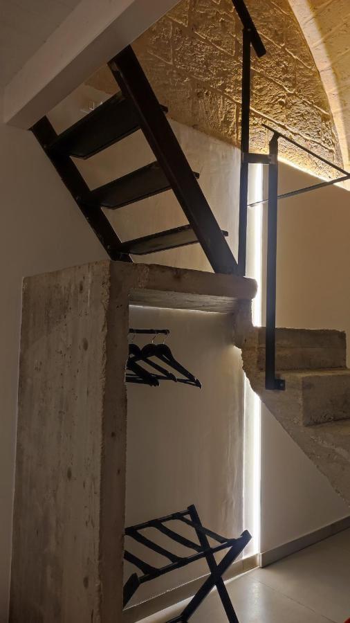 Amalo Guest House Bari Esterno foto