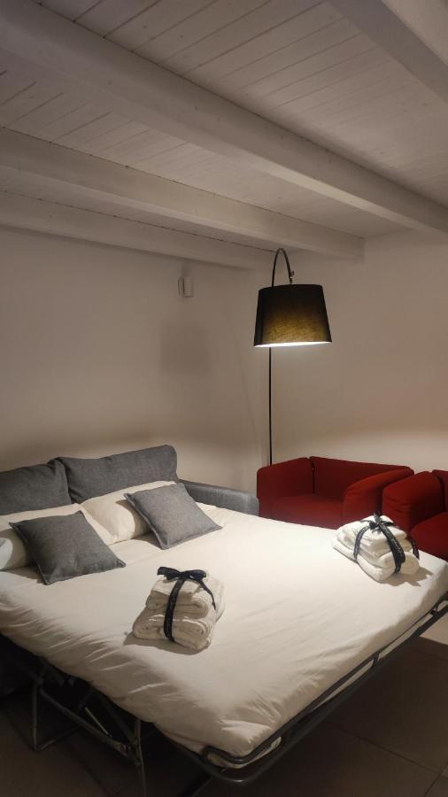 Amalo Guest House Bari Esterno foto