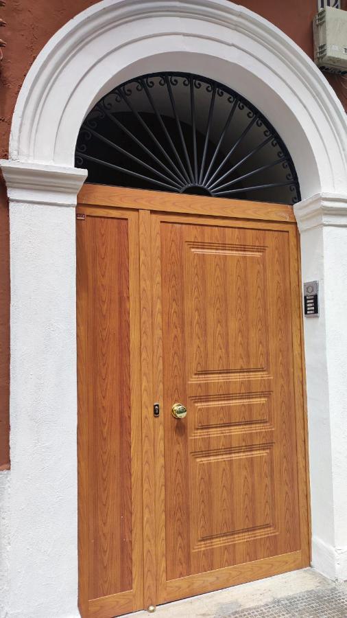 Amalo Guest House Bari Esterno foto
