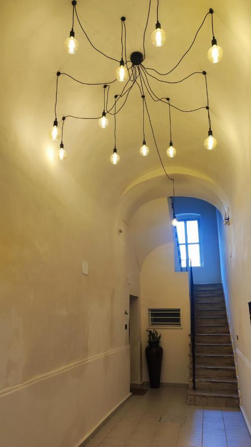 Amalo Guest House Bari Esterno foto